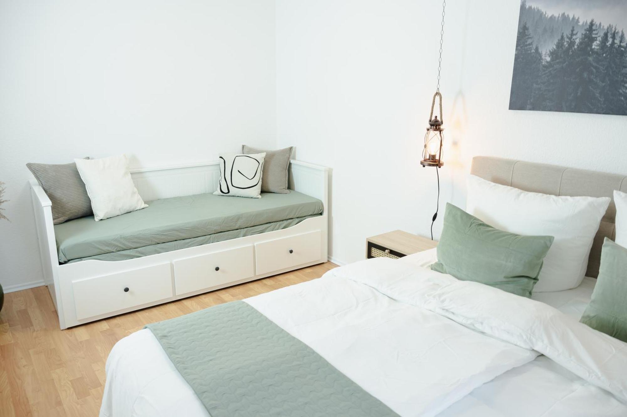Jasta Homes Altstadt, Zentral, Ueberdachter Parkplatz, Netflix, Vollausstattung, Loft, Modern Und Komfort Hamelin Extérieur photo